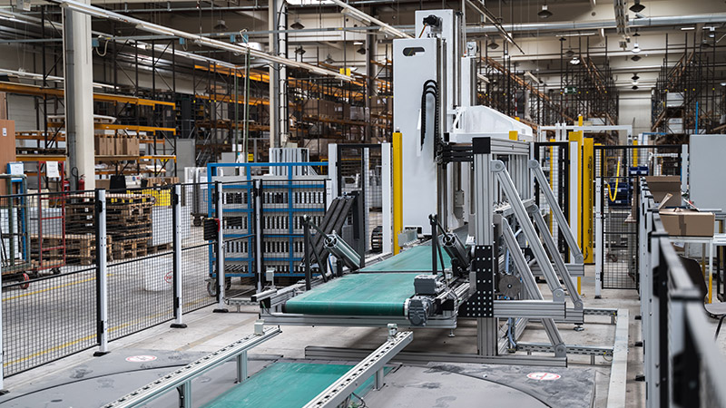 Schaffen wir Probleme oder Lösungen? Ein Einblick in den Sondermaschinenbau bei STiMA